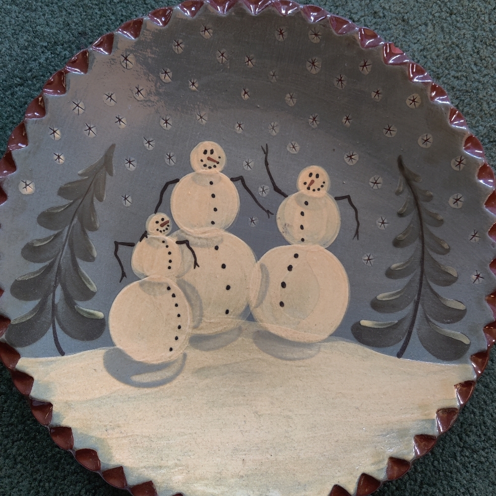 Eldrith pottery plate